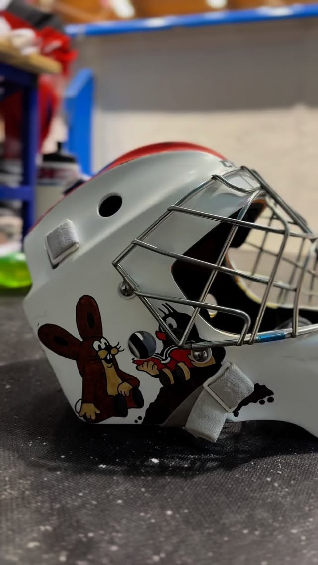 Dalle piste di Roccaraso allo schermo: i Mondiali di hockey in linea hanno acceso emozioni e adrenalina senza pari. Un anno dopo, le immagini del back stage dei World Skate Games 2024 fanno rivivere e ricordare tutta la magia di quel grande spettacolo! 

#wsg2024 #worldskategames2024 #roccaraso #hockeyinlinea #fisr #federazioneitalianasportrotellistici